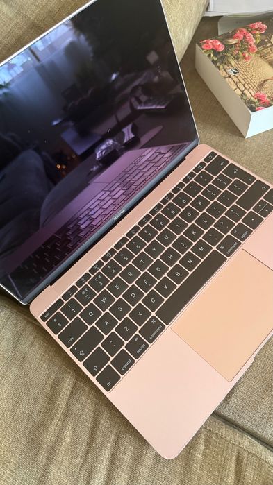 MacBook retina a1534 rose за части