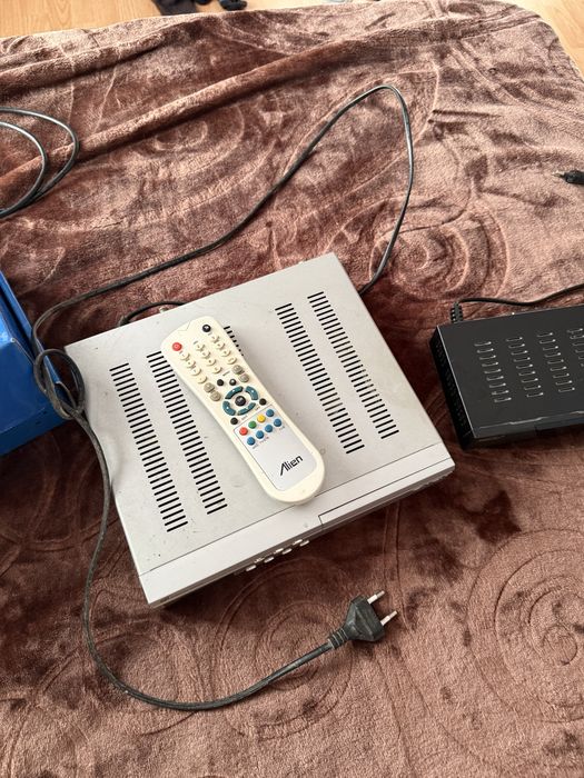 Decodor Digi TV HD HSS-1160NA + NA1000 HD + Boca HD30 – pachet 3 buc