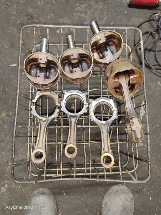 Головка на тайоту превия