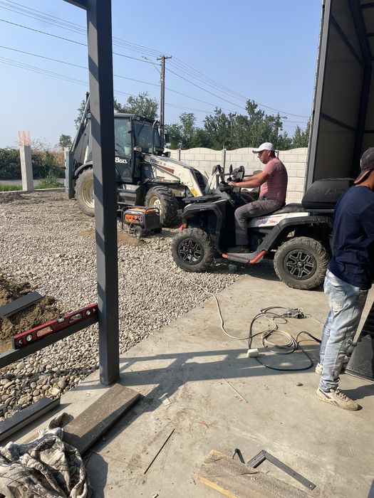 Service auto pe structura metalica 11 x 30 din profil ipe 220 si panou
