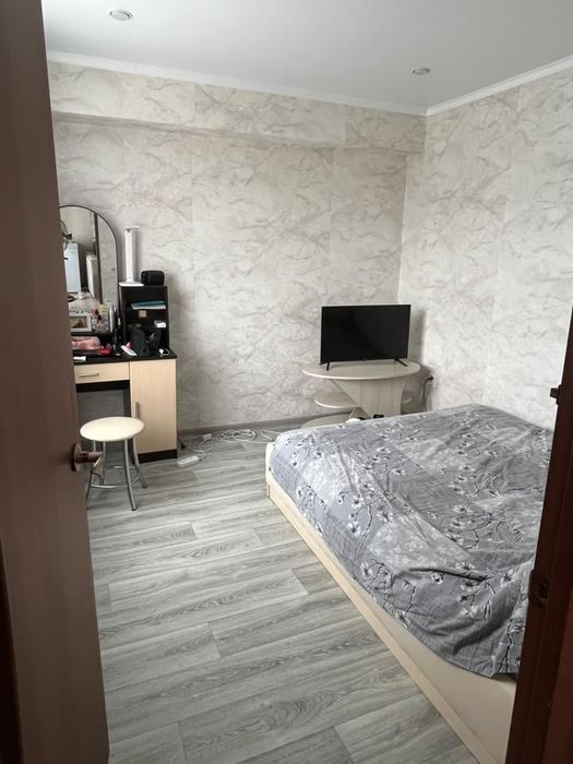 Продам квартиру 4х ком.