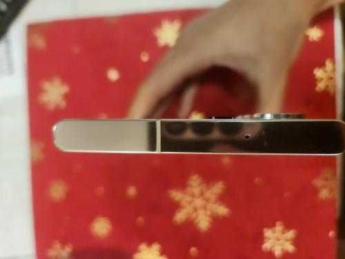 S23 ultra 256GB/8RAM