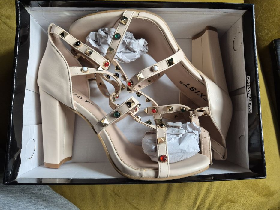 Sandale cu tinte nr 39