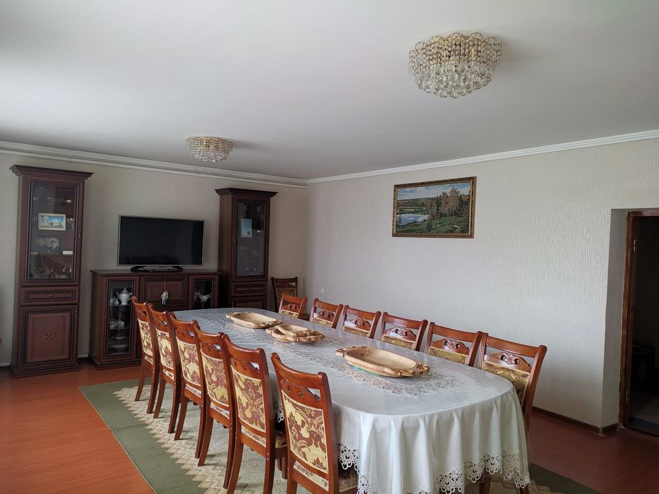 Продается просторный  дом