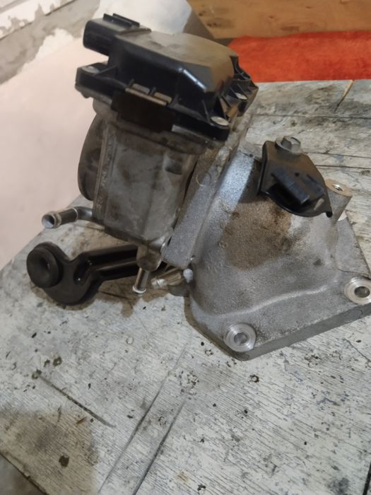 Дроссельная заслонка