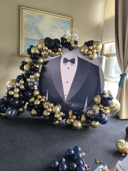 Постер за абитуриентски бал