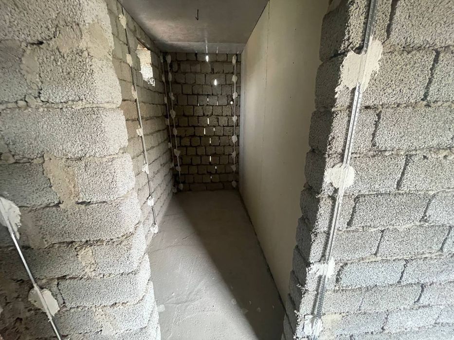 4.5sotixli xovli sotiladi