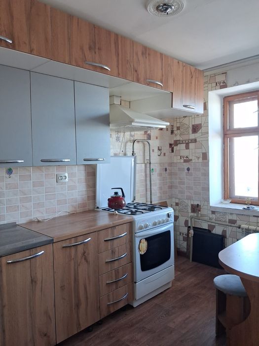 Продам 3 к.кв. Район БСМП.