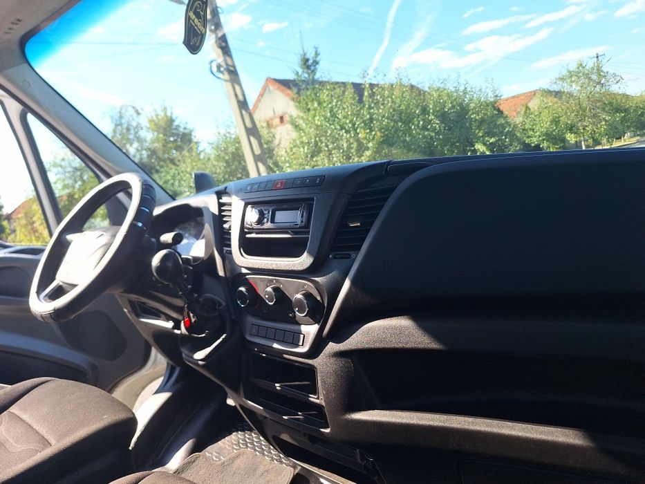Autoplatformă IVECO daily 2016 E5