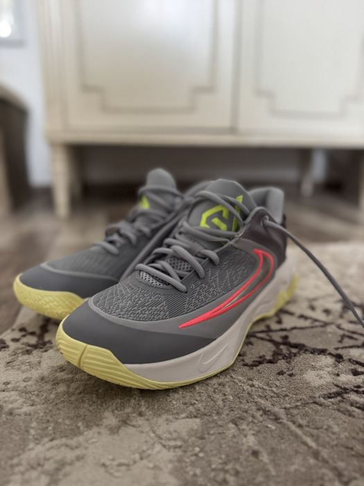 nike giannis immortality 3