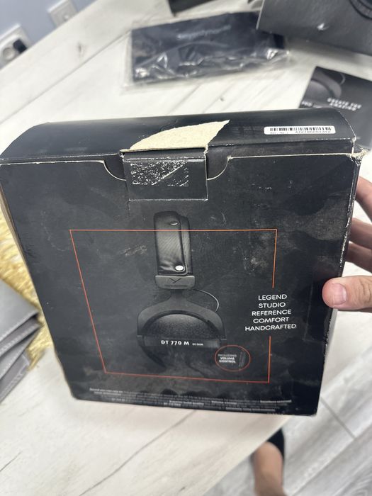 Продам наушники Beyerdynamic dt 770M