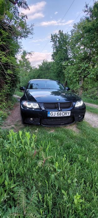 Vând BMW seria 3