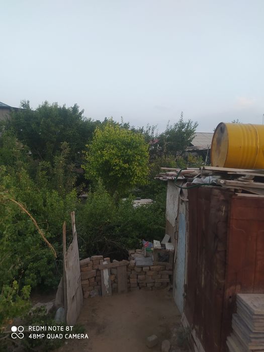 Жер жай сатылады 5 комната обмене бар 21мкр нан дом га