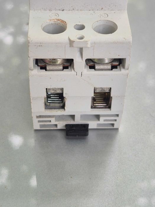 Intrerupator diferential 63 A T&G