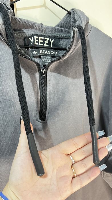 Hanorac Yeezy season 1 marime L