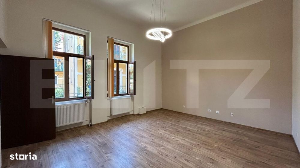 Apartament 2 camere in incinta Palatului Ștern, Centrul Istoric al Or