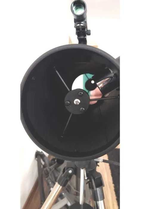 Телескоп астрономически 114/127мм с монтировка компютърна MEADE GoTo