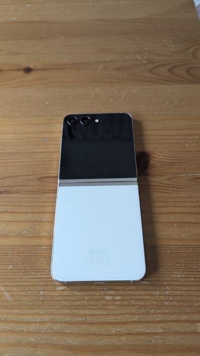 Samsung Galaxy ZFlip 5