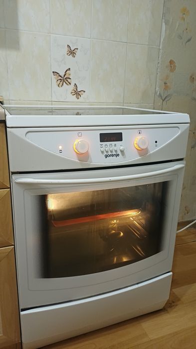 Плита Gorenje стеклокерамика