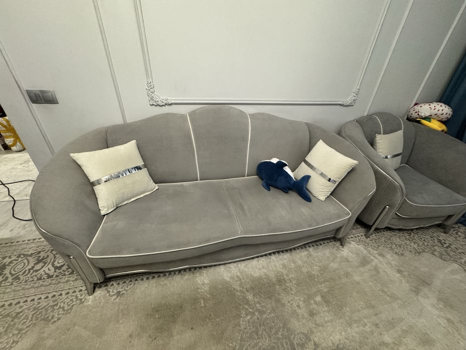 Продам диван и два кресла!