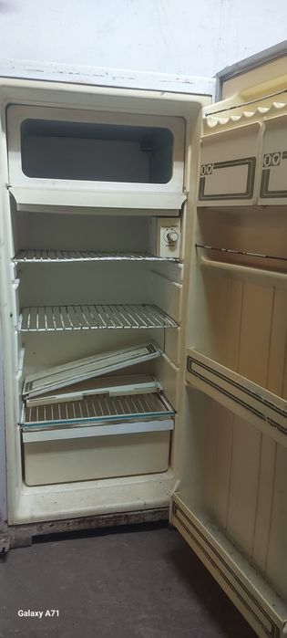 Продам холодильник.