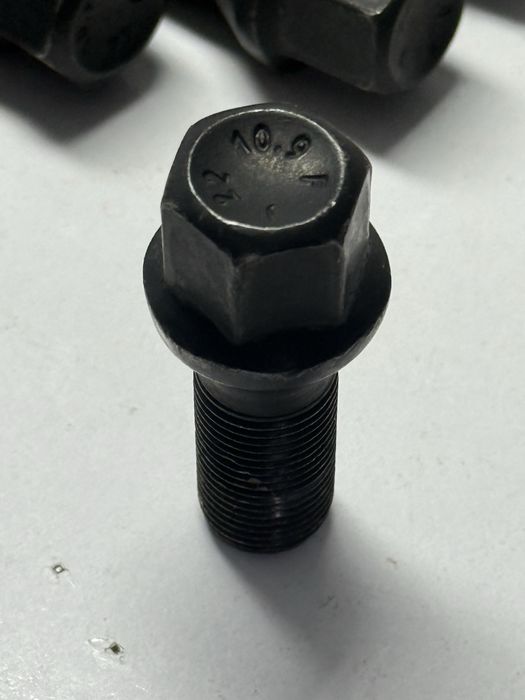 Болты колсные м14х1.25-28мм BMW Х5 Х6. 16шт