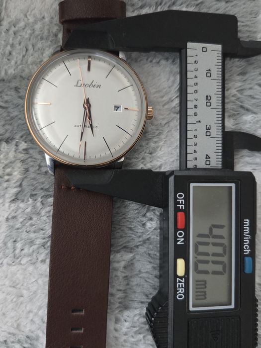 Ceas Luobin, automatic