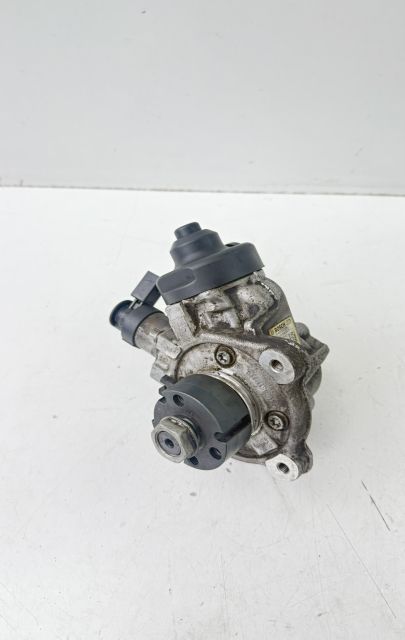 Pompa injectie 03L130755AC Volkswagen VW Tiguan prima generatie (face