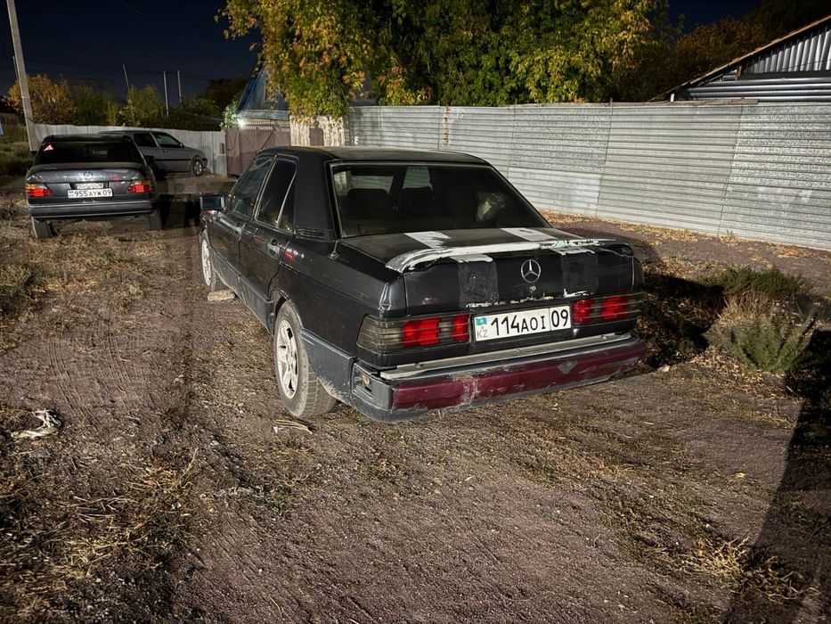 Продам мерседес 190