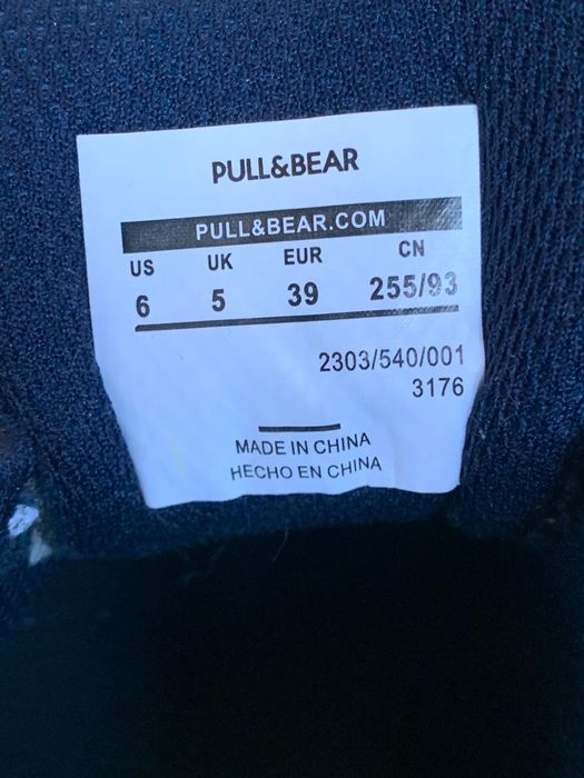 Pantofi PULL&BEAR, mârime 39 unisex, alb