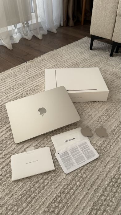 Macbook air M2, 2022
