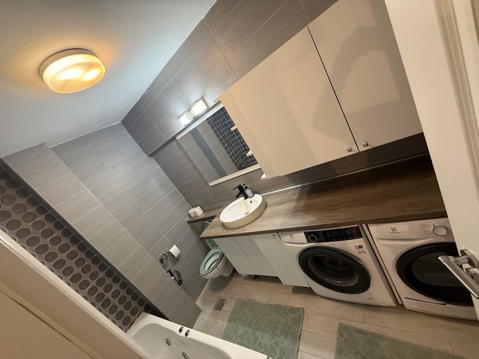 Inchiriere apartament duplex de 4 camere