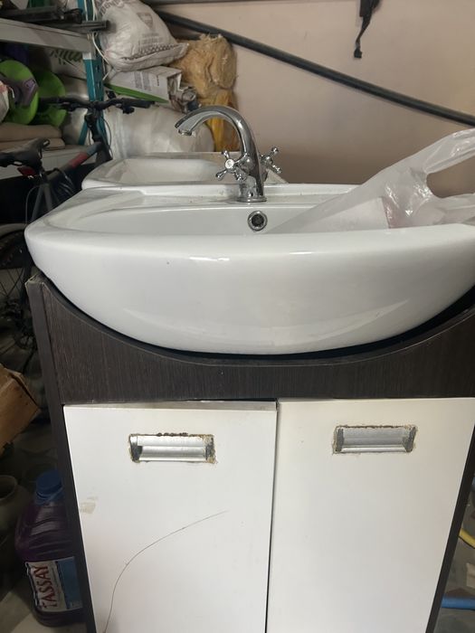 Продаються раковины