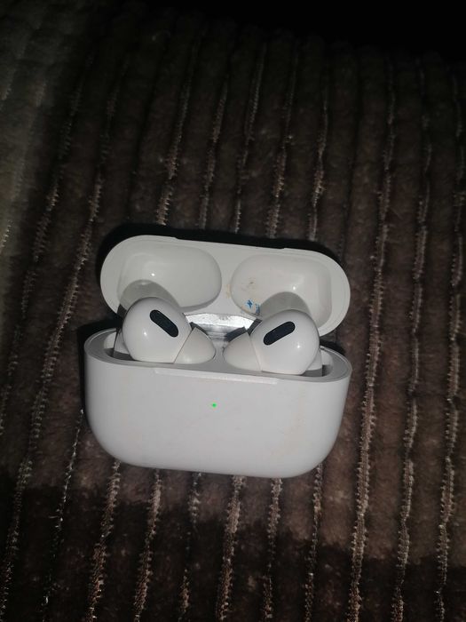 Airpods в новом состоянии