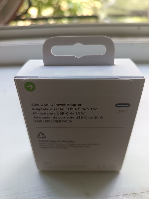 Оригиналный Usb адаптер зарядчик сотилади