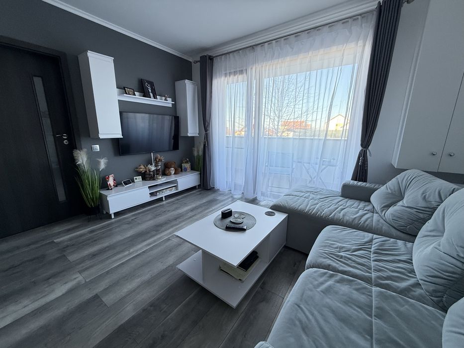 Apartament luminia