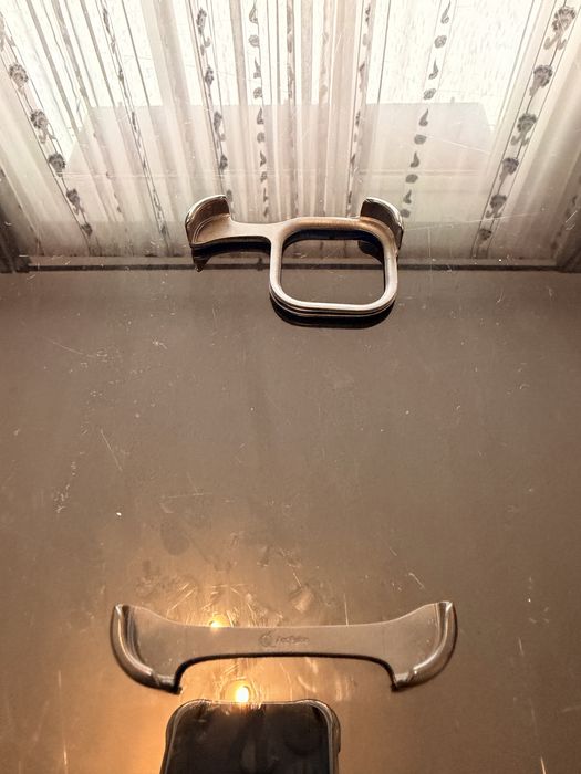 Vand husa pentru Iphone 13 pro Arc Pulse