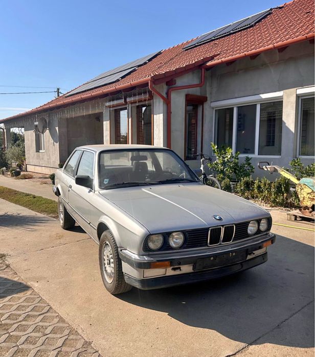 BMW E30 Coupe 318 I /1985