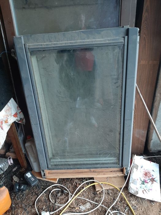 Usa balcon si ferestre mansarda