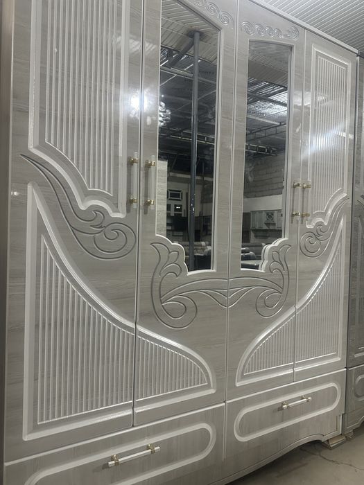 Шифоньер классический крашенный мдф