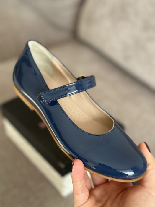 Новые детские туфли Monnalisa