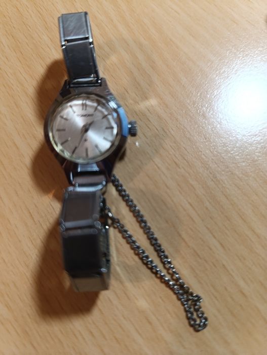 Ceas de damă cu mecanism japonez pentru piese