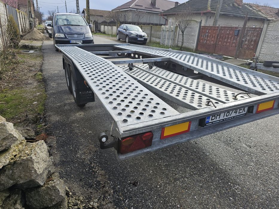 Platformă 4.5m / 10.2024/ impecabilă
