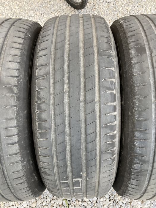 Гуми за джип 225-65-17