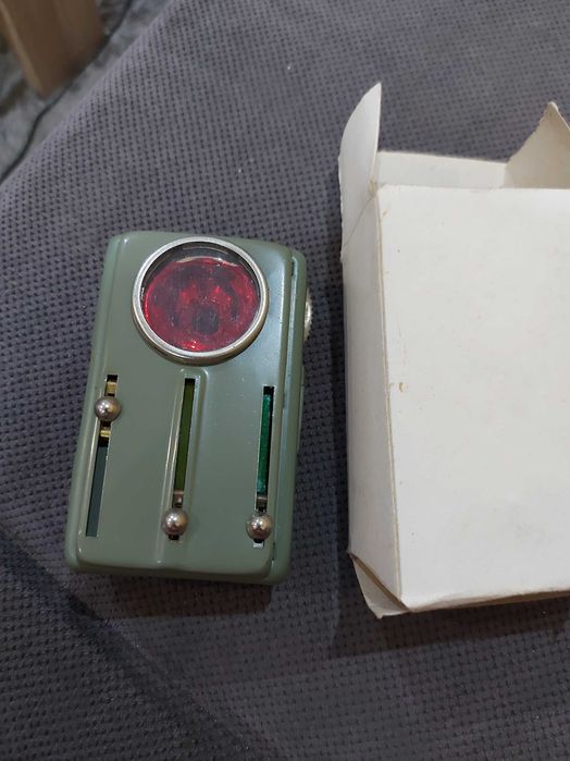 Фенерче - ретро с няколко цвята на светлината