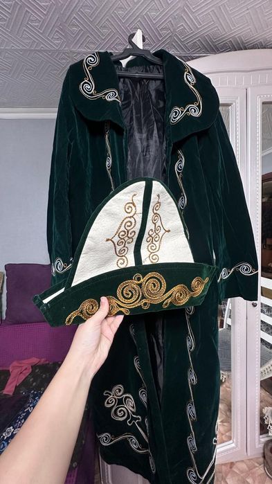 Шапаны мужские новые