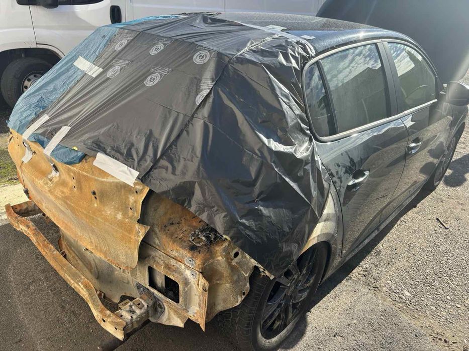 На части Peugeot 208 1.2 бензин 42000км 2021г ръчка