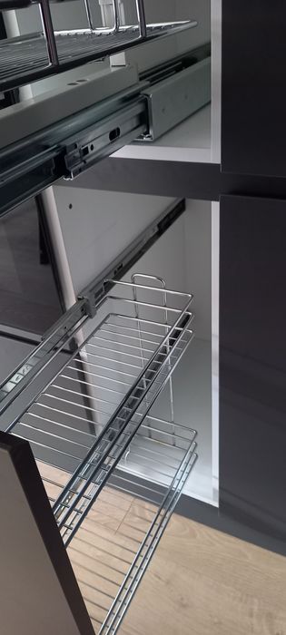 Кухненски килер голям и малък