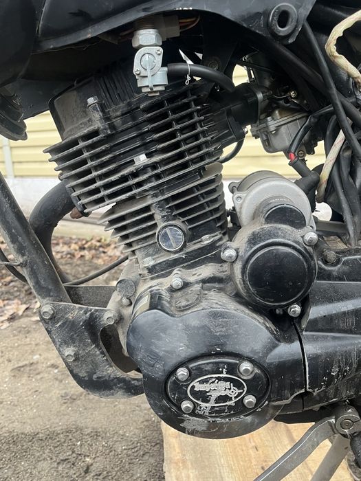 Продам мотоцикл TIGER 200