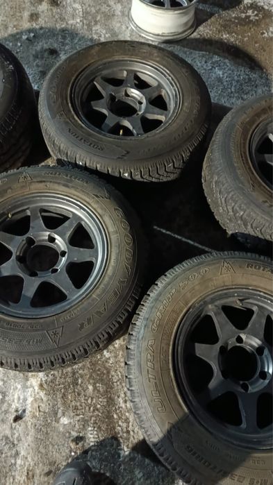 Диски с резиной комплект